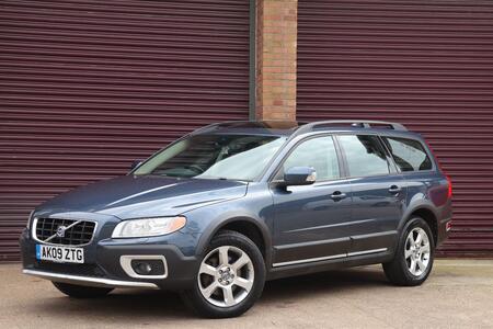 VOLVO XC70 2.4 D5 SE 