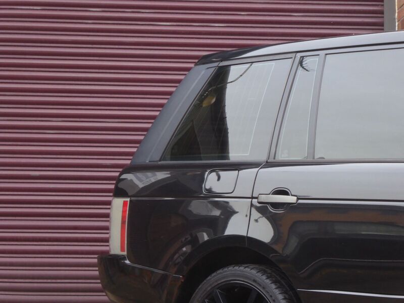 LAND ROVER RANGE ROVER