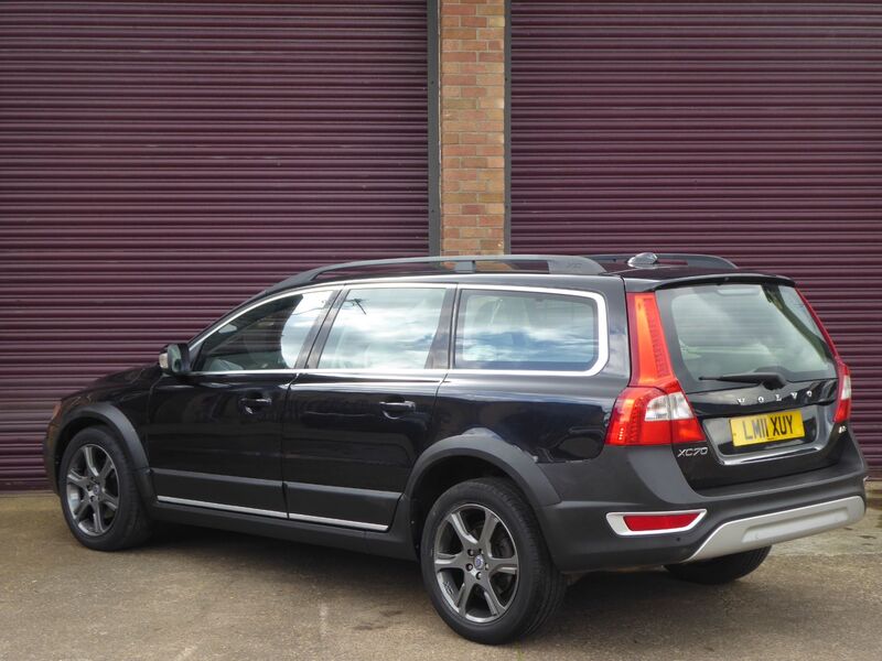 VOLVO XC70